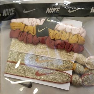 Nike Ponytail holders